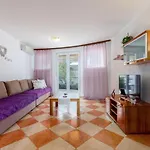 Mit Balkon Und Meerblick By Interhome Crikvenica
