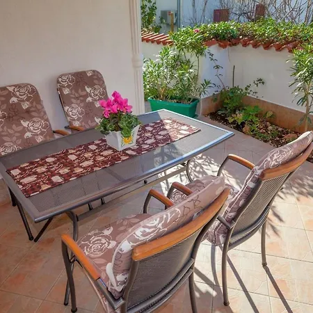 Lejlighed Mit Balkon Und Meerblick By Interhome Crikvenica