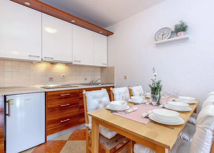 Lejlighed Mit Balkon Und Meerblick By Interhome